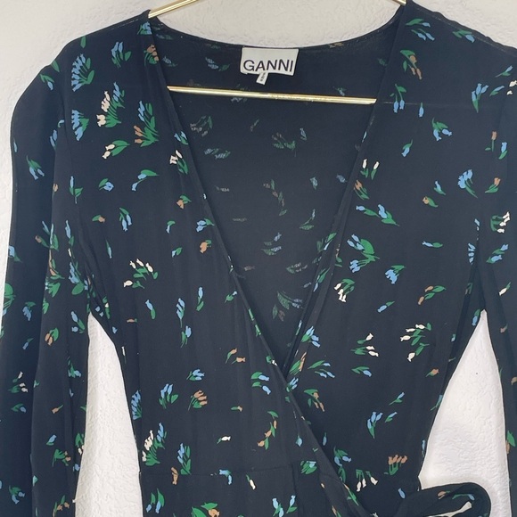 GANNI dress midi wrap crepe EU 38 sz 6. So flattering. Fits slightly small. - Picture 3 of 13